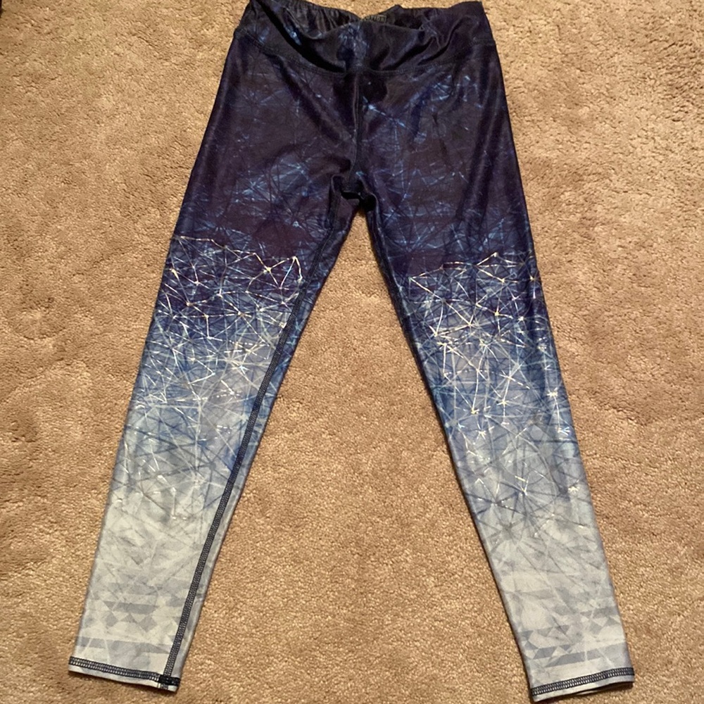 Evolution and creation sport leggings. Size small